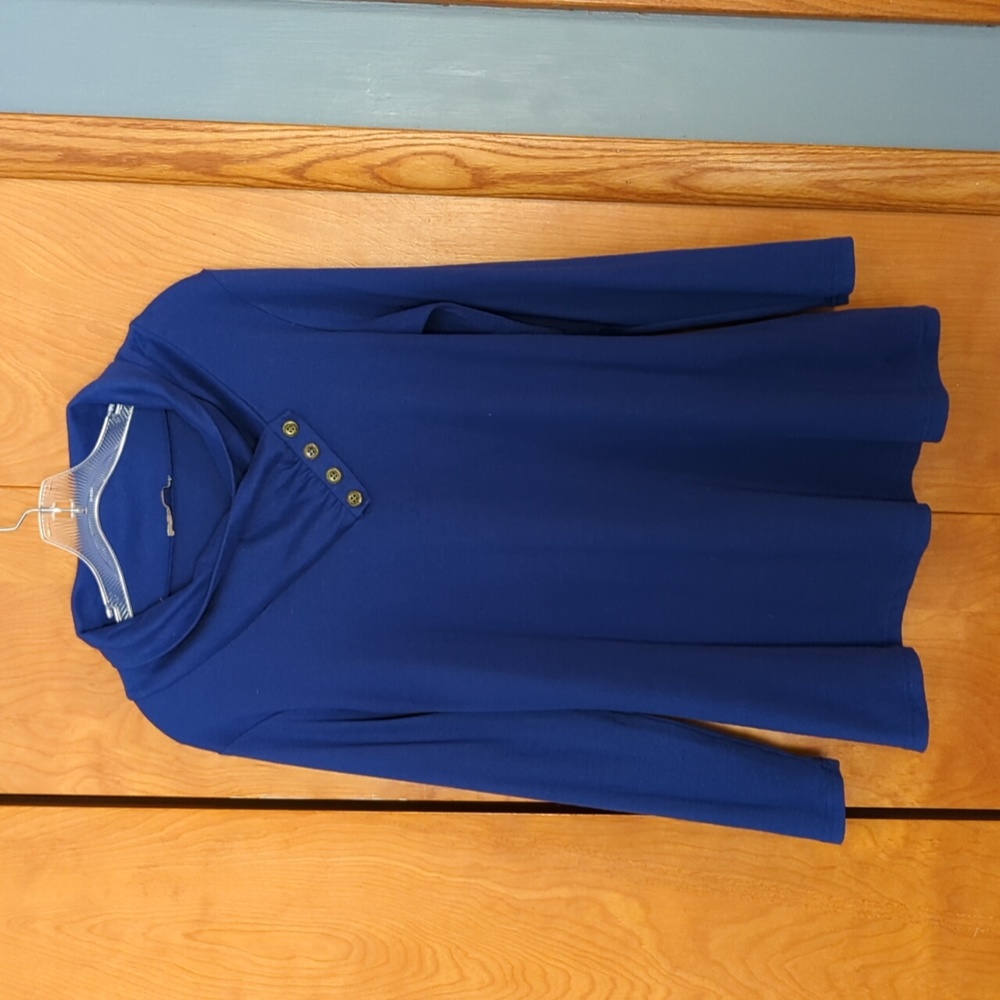 Women's long sleeve tunic blouse